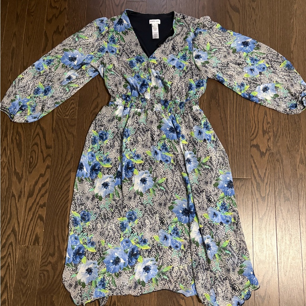 Elegant Floral Women's Dress in Blue and Green